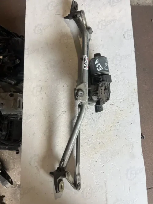 Motorino Tergicristallo Anteriore Volkswagen Passat 1.9 TDI (02-08) – 0390241528