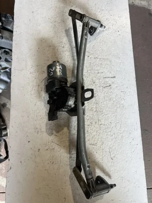 0390241531-1 Motorino Tergicristallo Anteriore Volkswagen Golf IV 1.9 TDI (103kw) – 0390241531