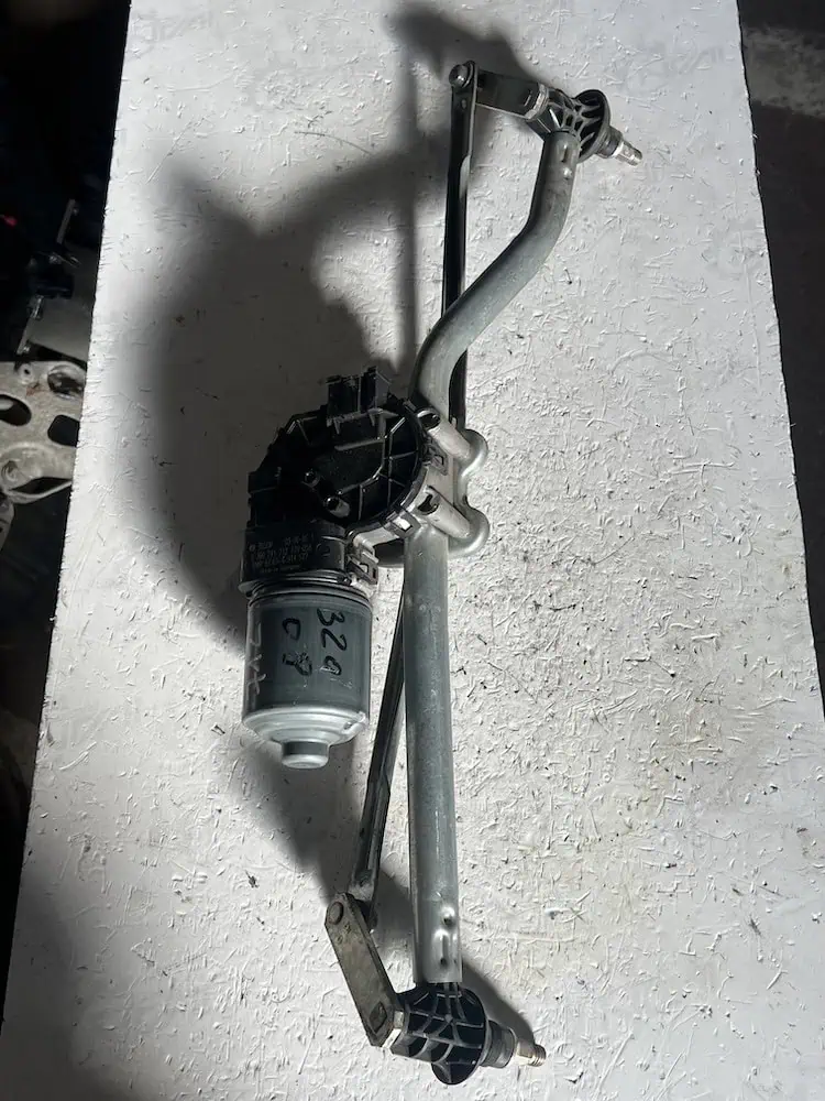 Motorino Tergicristallo Anteriore Bmw X3 2.0 Diesel (09-15) – 0390241712