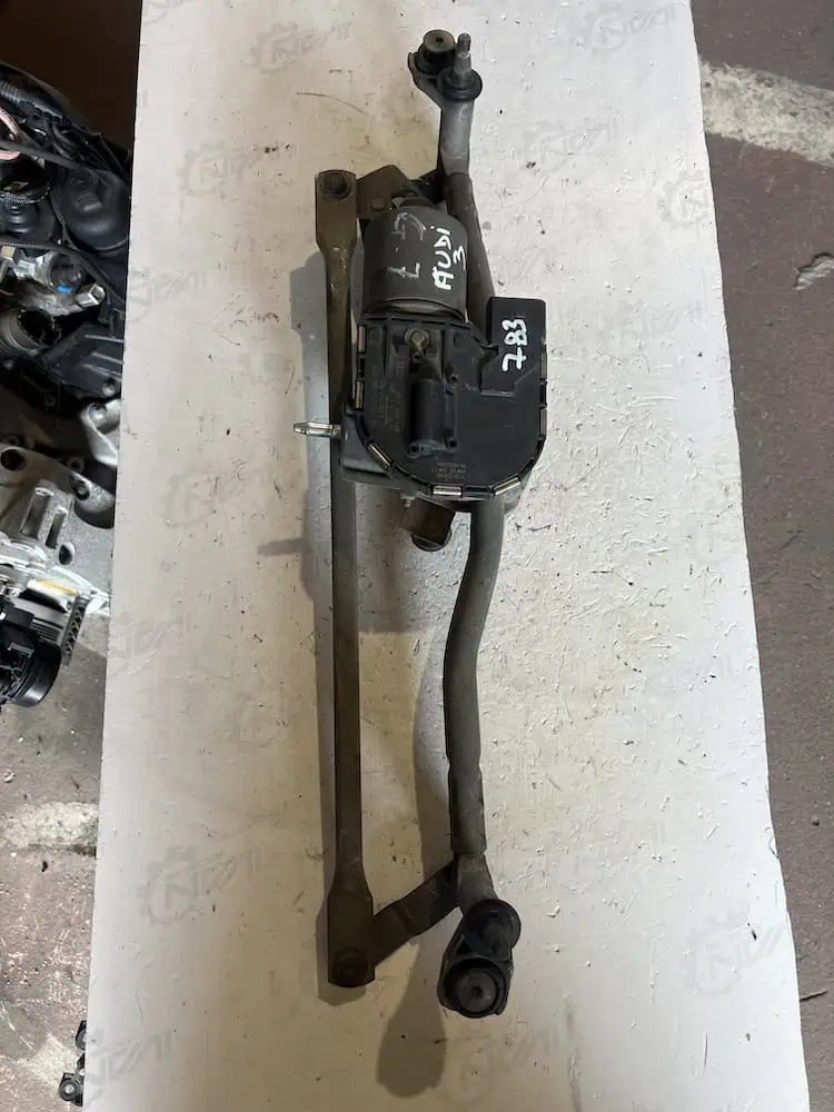 0390241783-1 Motorino Tergicristallo Anteriore Audi A3 2.0 FSI (03-12) – 0390241783