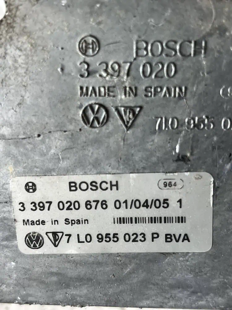 Motorino Tergicristallo Anteriore Volkswagen Touareg 3.0 V6 TDI (04-10) – 0390241835