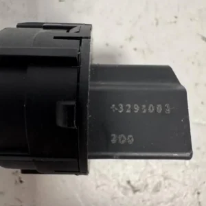 Interruttore Controllo Stabilità Saab 9-5 2.0 TiD 16V (118kw) – 13295002