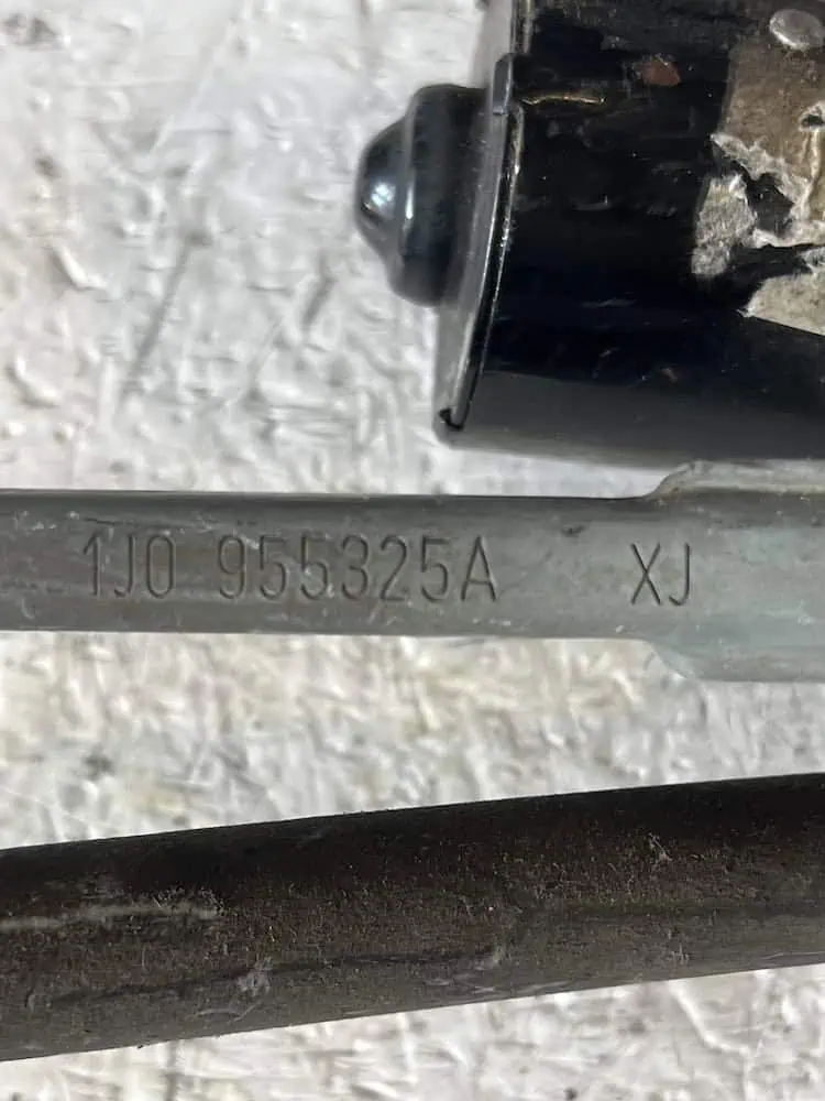 Motorino Tergicristallo Anteriore Volkswagen Golf IV 1.9 Diesel (81kw) – 1J0955325A