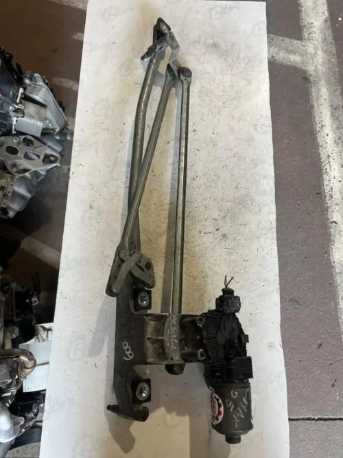 Motorino Tergicristallo Anteriore Ford C-Max 1.5 dCi (03-10) – 3397020600