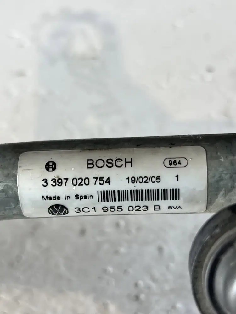 Motorino Tergicristallo Anteriore Volkswagen Passat  2.0 FSI (05-11) – 3397020754