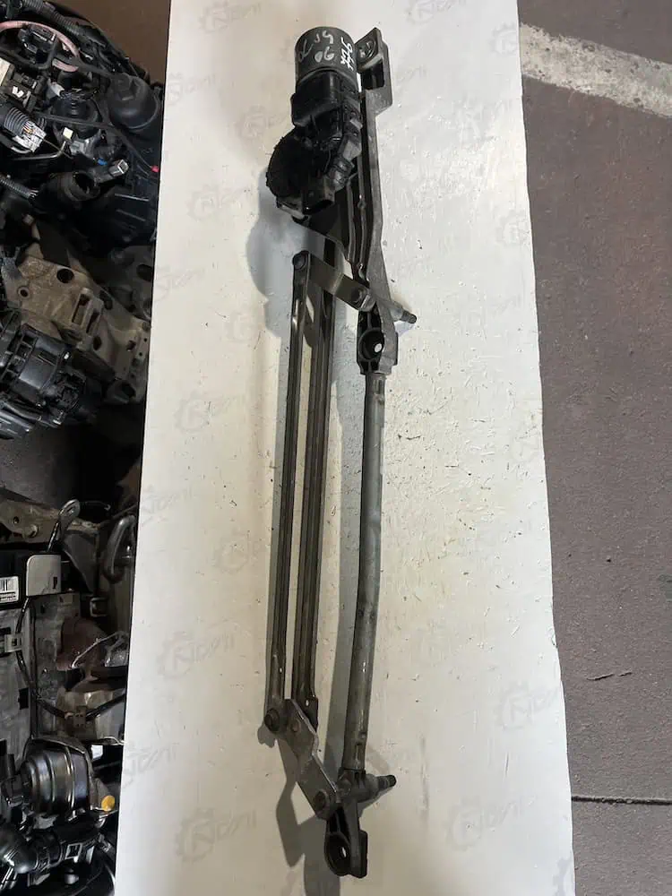 3397020776-1 Motorino Tergicristallo Anteriore Ford Focus II 1.6 TDCi (04-12) – 3397020776