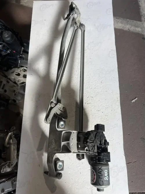 Motorino Tergicristallo Anteriore Alfa Romeo 147 1.9 JTD (02-10) – 3397020800