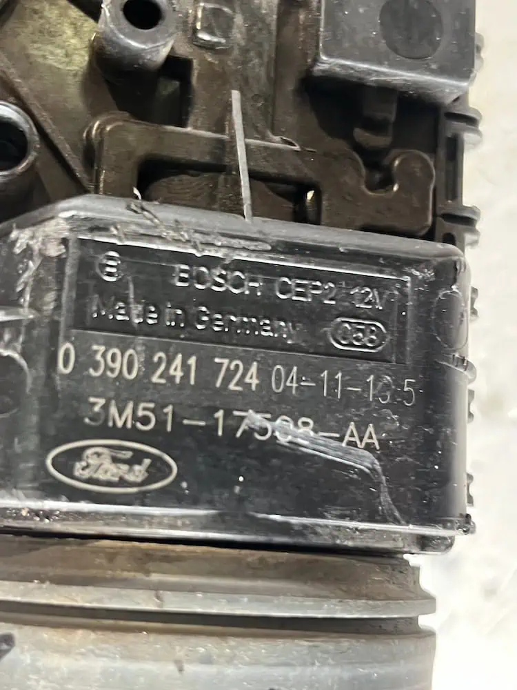 Motorino Tergicristallo Anteriore Alfa Romeo 147 1.9 JTD (02-10) – 3397020800