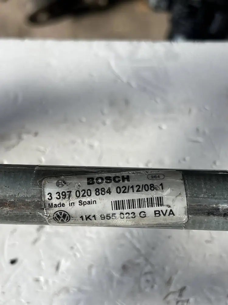 3397020884-2 Motorino Tergicristallo Anteriore Volkswagen Golf V 1.4 Benzina (03-08) – 3397020884