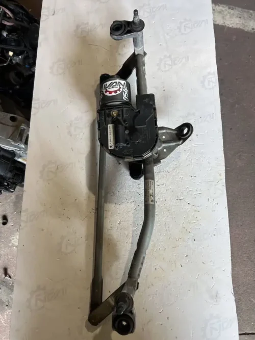 Motorino Tergicristallo Anteriore Skoda Yeti 1.4 TSI (90kw) – 3397021054