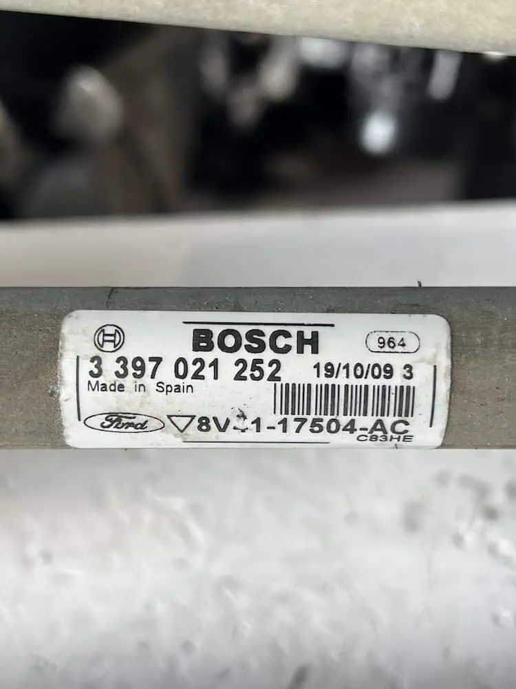 Motorino Tergicristallo Anteriore Ford Kuga 2.0 Diesel (08-12) – 3397021252