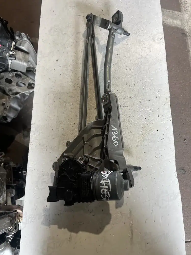 Motorino Tergicristallo Anteriore Ford Fiesta VI 1.6 TDCi (2008 >) – 3397021360