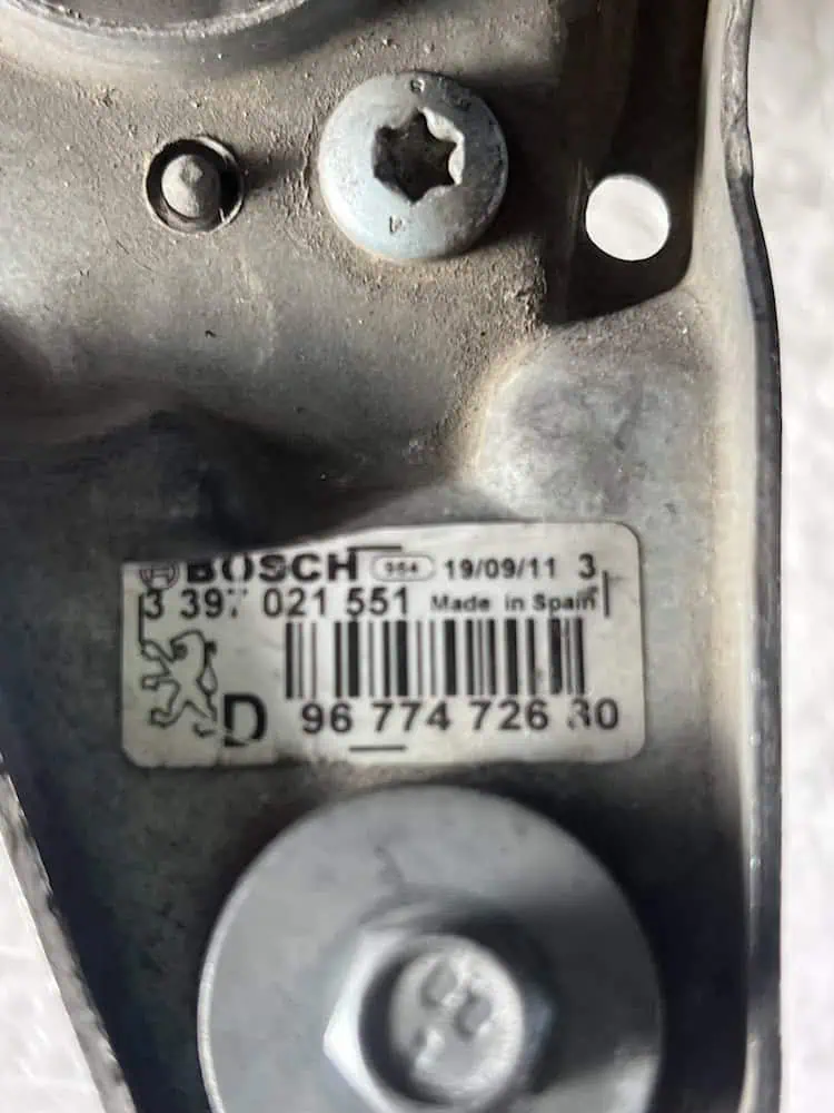 Motorino Tergicristallo Anteriore Peugeot 508 2.0 HDi (10-18) – 3397021551