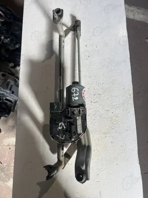 3397021672-1 Motorino Tergicristallo Anteriore Volkswagen Golf VII 1.6 TDi (12-19) – 3397021672