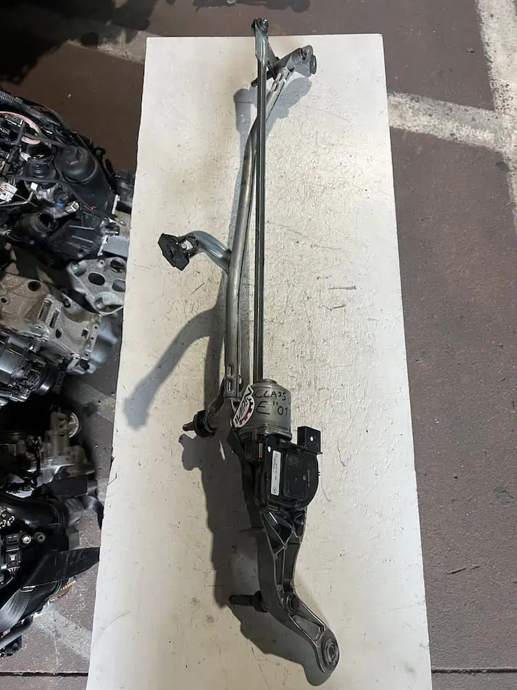 3397021813-1 Motorino Tergicristallo Anteriore Mercedes-Benz Classe E (W213) 200 CDI (110kw) – 3397021813