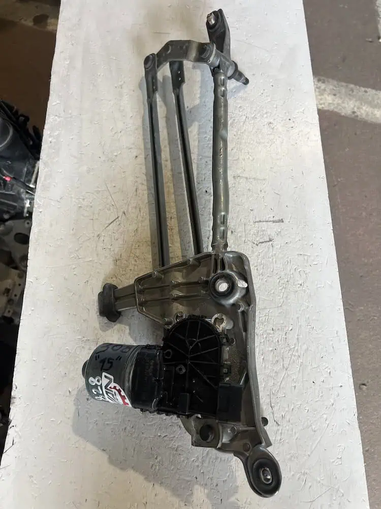 Motorino Tergicristallo Anteriore Peugeot 308 1.6 HDi (17-21) – 3397021828