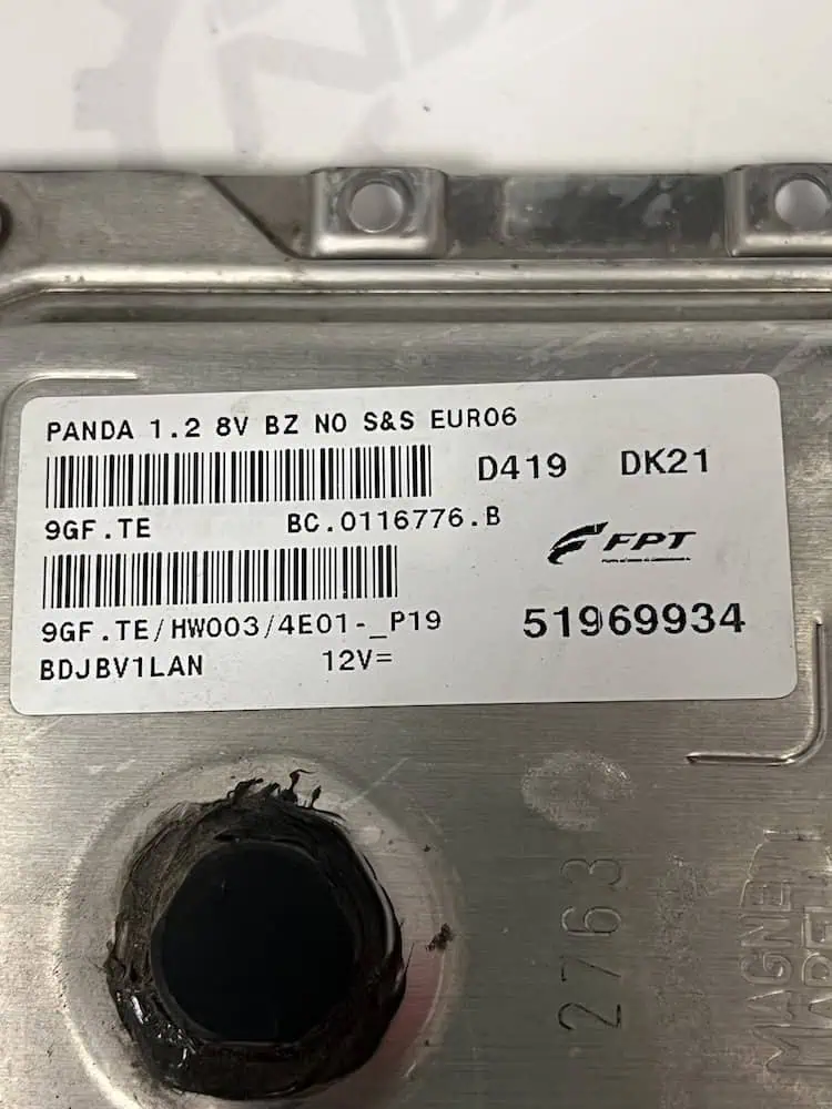 51969934-2 Centralina Motore Fiat Panda 1.2 8V (2012 >) – 51969934