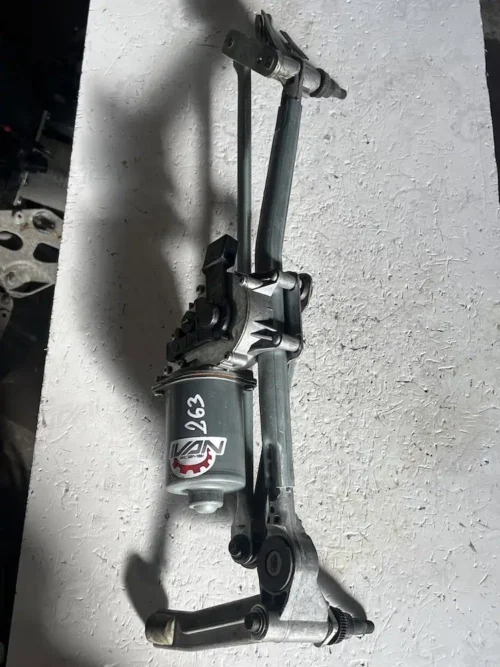 Motorino Tergicristallo Anteriore Bmw Serie 3 320d Touring (05-13) – 697826301