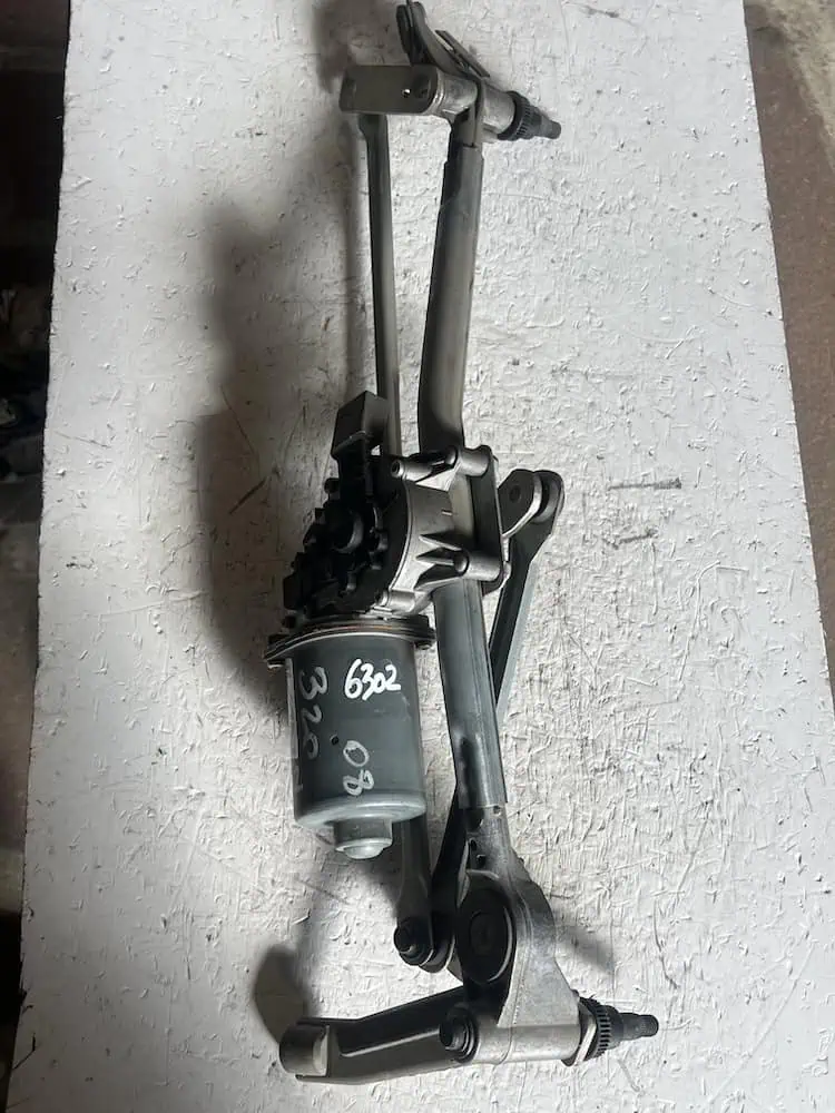 Motorino Tergicristallo Anteriore Bmw Serie 3 320i 16V (2005-2011) – 697826302