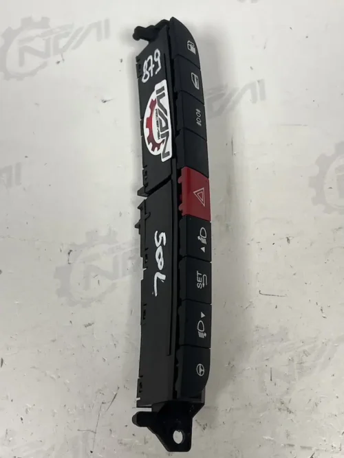 Interruttore/Pulsantiera 4 Frecce Fiat 500L 1.6 MJT (88kw) – 735591879