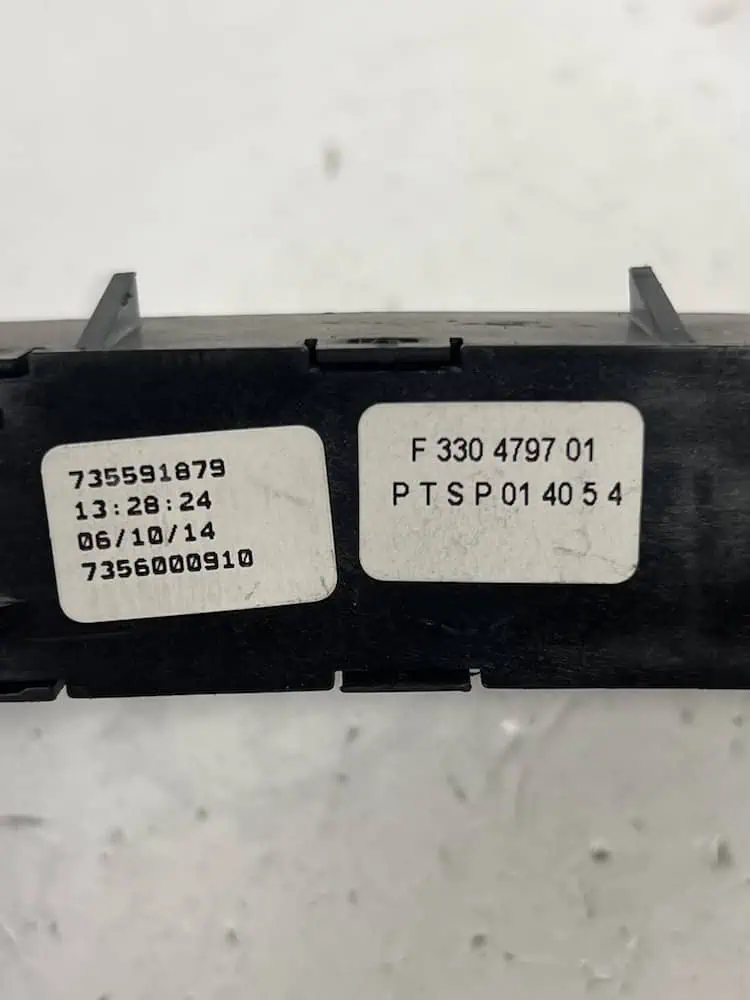 735591879-2 Interruttore/Pulsantiera 4 Frecce Fiat 500L 1.6 MJT (88kw) – 735591879