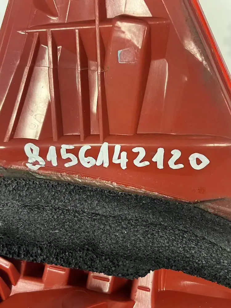 8156142120-2 Stop/Fanale Posteriore SX Toyota Rav4 2.2 D-4D (10-13) - 8156142120
