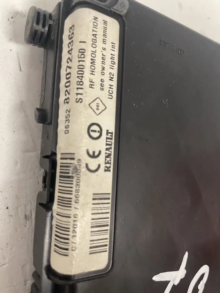 Centralina Body Computer Renault Scenic 1.9 dCi (05-08) – 8200724363
