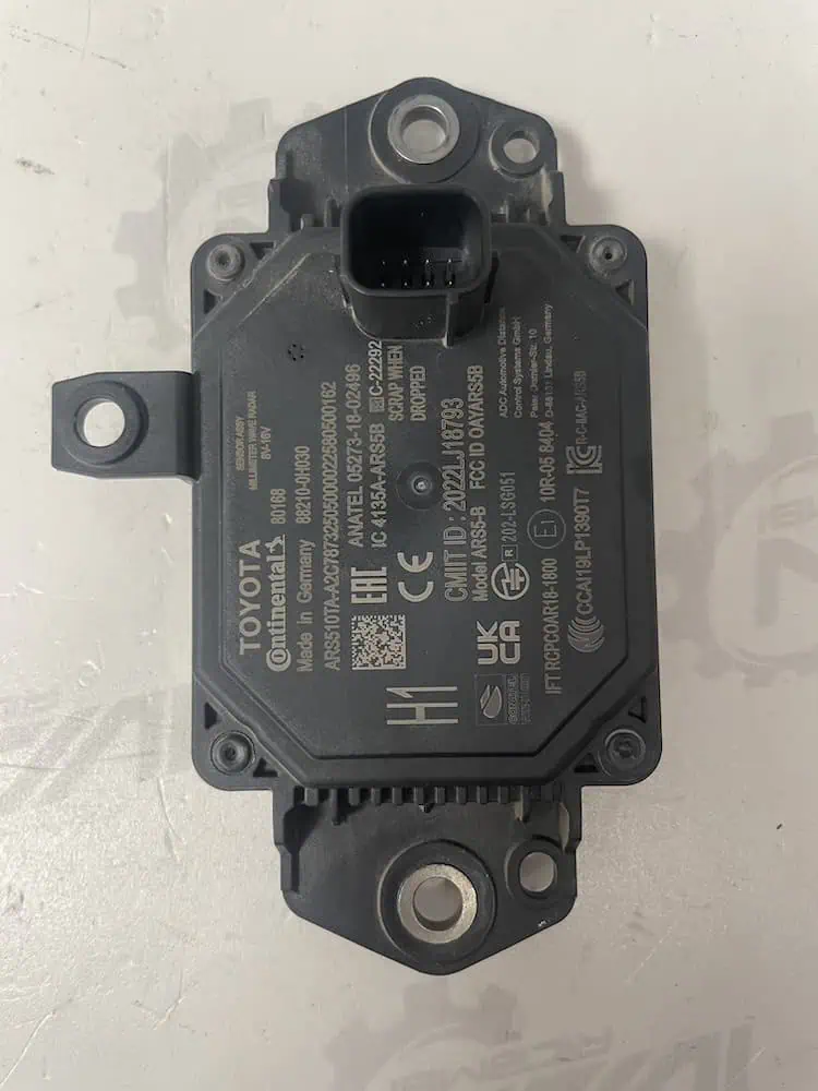 Sensore Radar Anticollisione Toyota Aygo 1.0 12V (2021 >) – 882100H030
