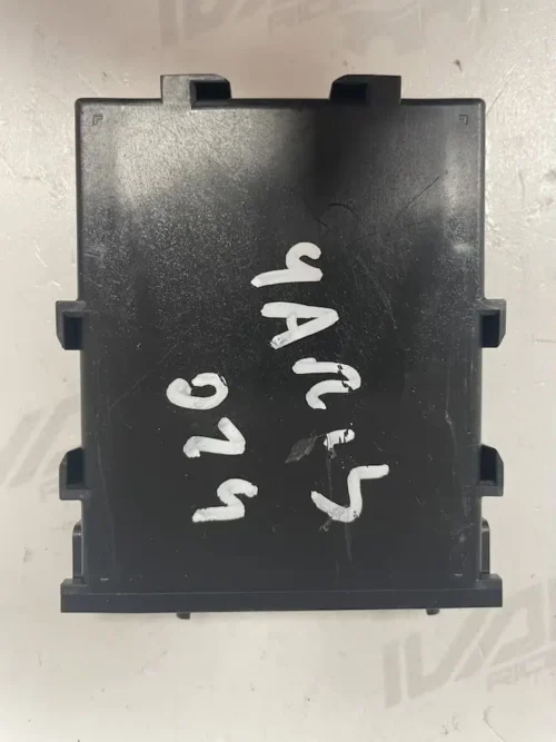 891110D040-1 Centralina Gateway Toyota Yaris 1.5 Hybrid (2020 >) – 891110D040