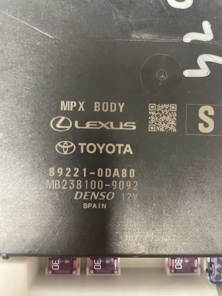 Centralina Body Computer Toyota Yaris 1.5 Hybrid (2020 >) – 892210DA80