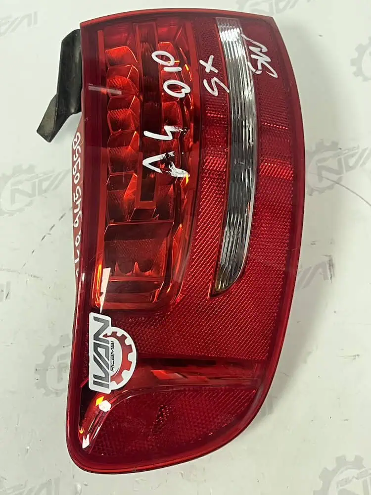 Stop/Fanale Posteriore SX Audi A4 2.0 TDI (07-11) – 8K9945095B