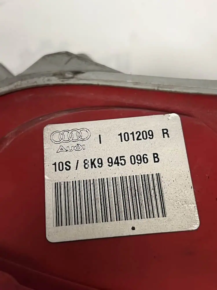 Stop/Fanale Posteriore DX Audi A4 2.0 TDI (07-11) – 8K9945096B