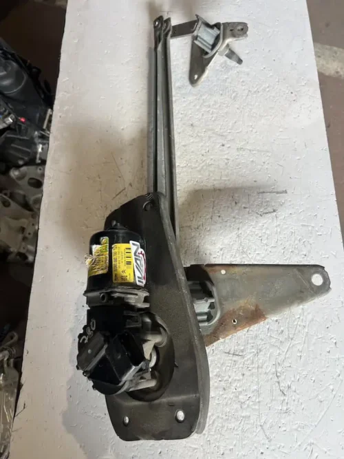 Motorino Tergicristallo Anteriore Peugeot Partner 1.6 HDi (05-08) – 964421078002