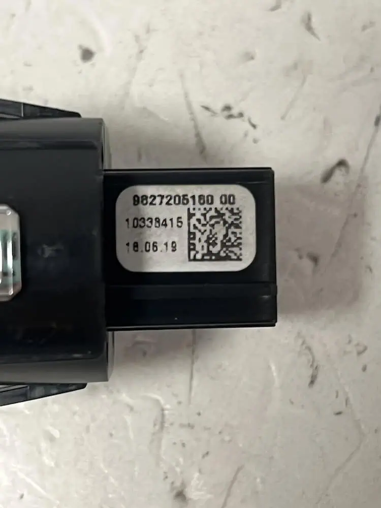 Pulsante Start&Stop Peugeot 3008 1.5 HDi (96kw) – 9827205180
