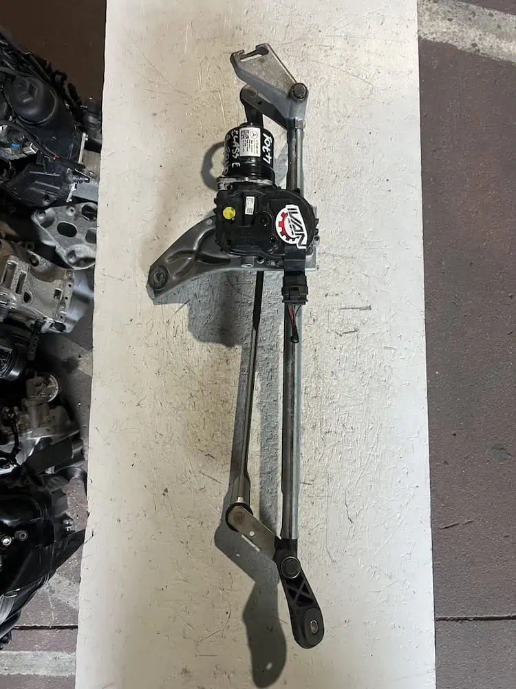 A1779064701-1 Motorino Tergicristallo Anteriore Mercedes-Benz Classe A W177 1.3 Benzina (120kw) – A1779064701
