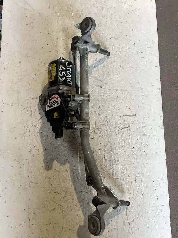 Motorino Tergicristallo Anteriore Smart Fortwo 0.9 (66kw) – A4538200240