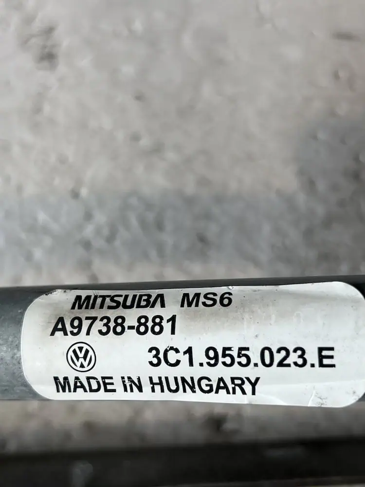 Motorino Tergicristallo Anteriore Volkswagen Passat 2.0 TDI 4motion (05-10) – A9738881