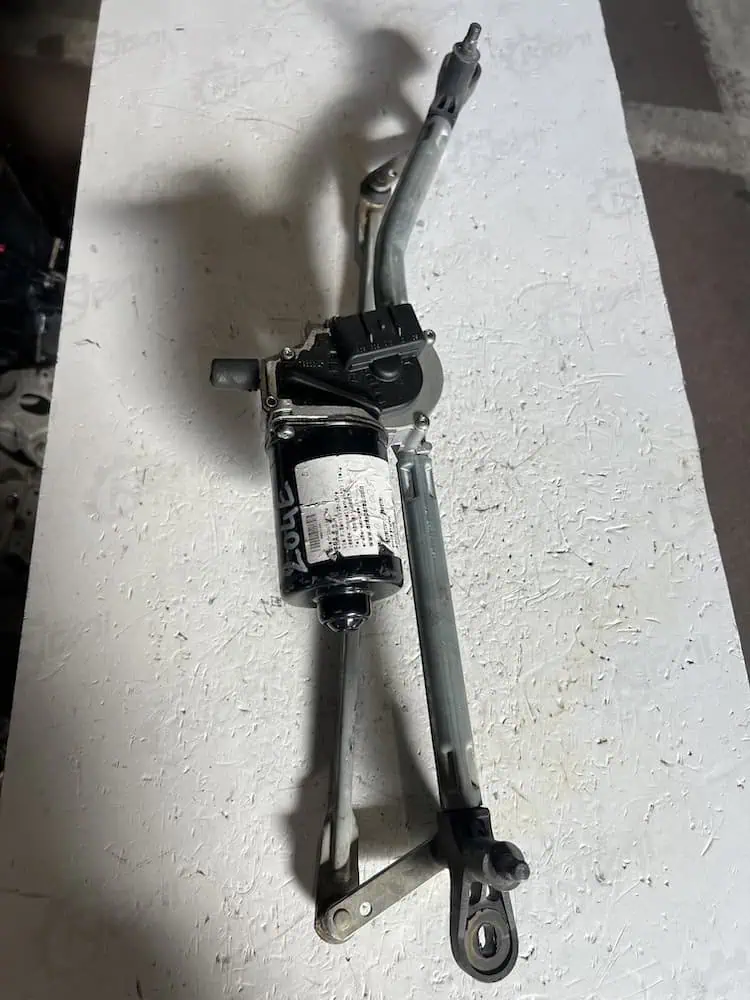 Motorino Tergicristallo Anteriore Fiat Punto (188) 1.9 JTD (99-03) – MS15901076204E
