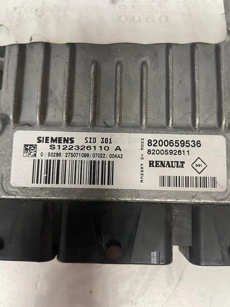 Centralina Motore Renault Megane 1.5 dCi (2002-2010) – S122326110A